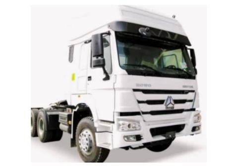 HOWO 300 (6x4) Prime Mover