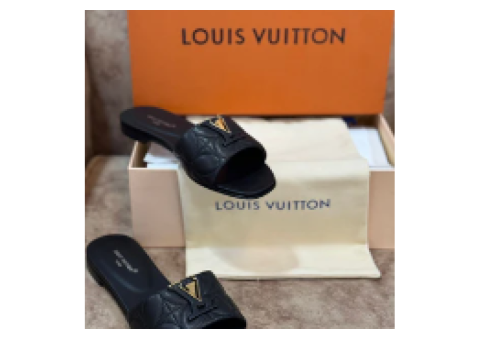 7 Luxe LV Quilted Leather Slides with Brand Box - 2/2