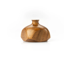 5 Charming Peru Wooden Vases for Natural Home Décor