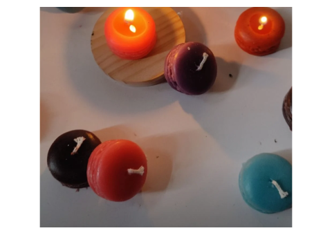 7 Irresistible Macaron Candle Designs You'll Absolutely Love - 3/4