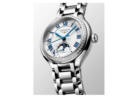 Longines PrimaLuna Moonphase: 7 Luxury Features to Admire - 3/5