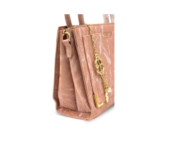 7 Stunning Origami Crease Handbag Styles for Elegant Women