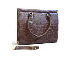 AMORAA Tote Bag: 7 Elegant Reasons to Upgrade Your Style