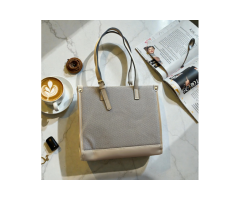 AMORAA Grace Tote: 7 Elegant Features for Everyday Luxury