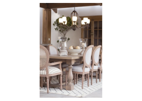 7 Luxury Chandelier Pendant Light for Elegant Interiors - 1/5