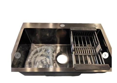 68×45 Matte Black Single Bowl Kitchen Sink (18×27)