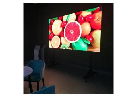 Small Pixel Indoor LED Display - 2/2