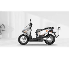 YADEA VELAX – Smart Electric Scooter