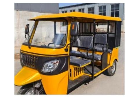Three-Row Gasoline Tuktuk  - 2/2