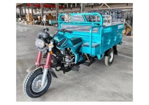 200CC Gasoline Tricycle - 2/2