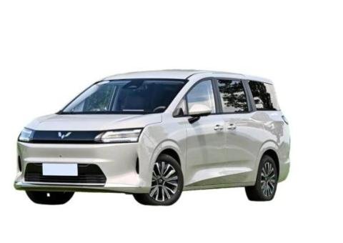 Passenger car / Wuling Starlight 730 MPV EV 2026 - 2/2