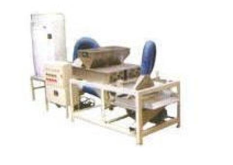 Peanut Kernel Peeler