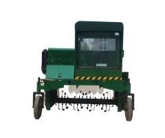 M2000 Self-Propelled Wheel Compost Turner