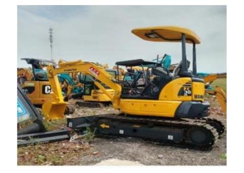 Komatsu PC30 Excavator - 2/2