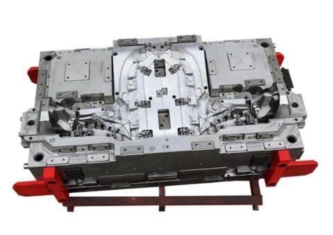 Injection Molding - 2/2