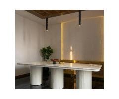 Axel Dining Table