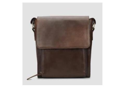 Elegant Leather Crossbody Bag