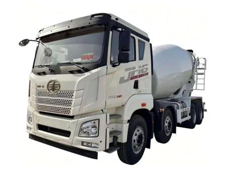 FAW 8×4 mixer truck - 2/2
