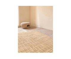 7 Elegant The Sand Hand-Tufted Wool Rug Features